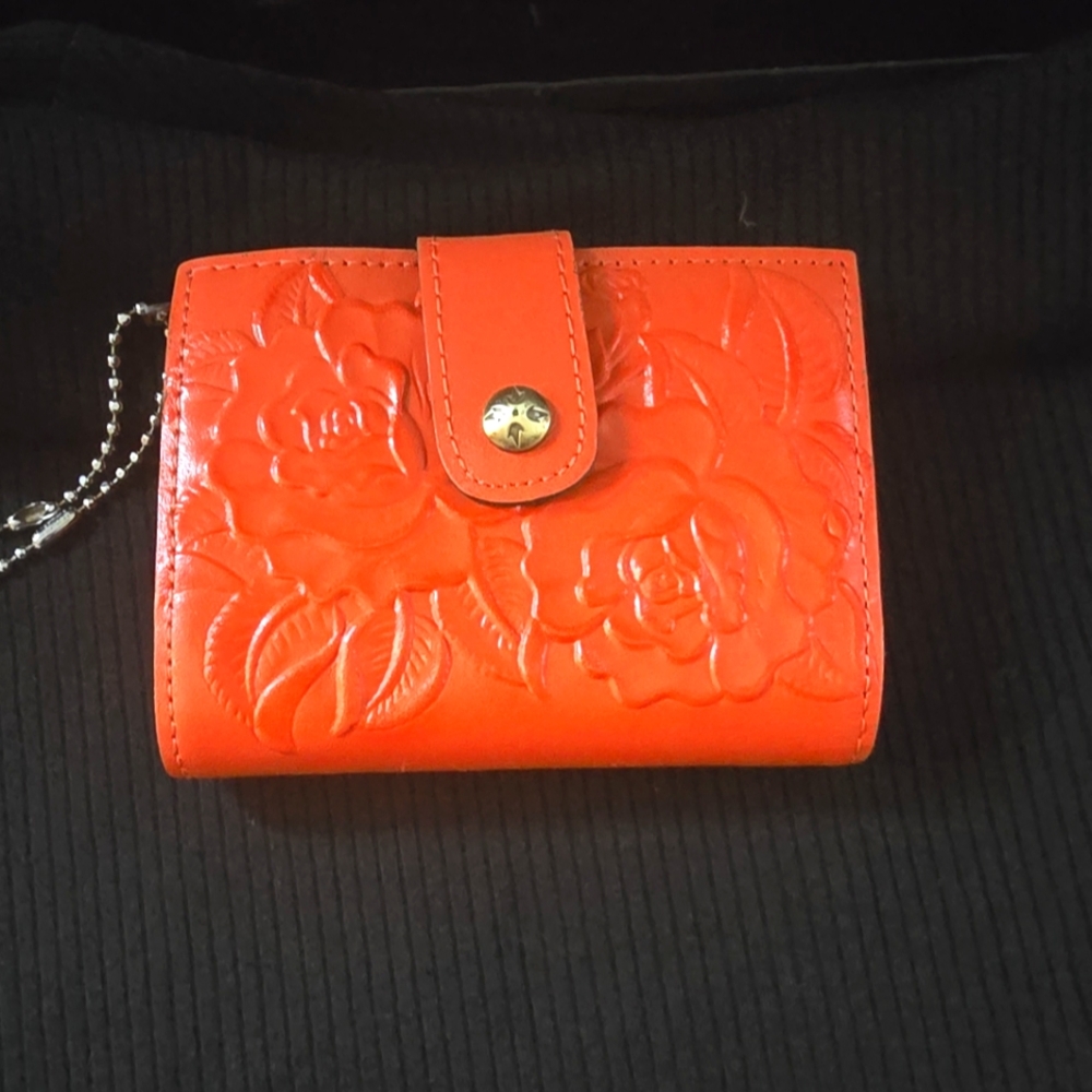 Parricia Nash Embossed Leatger Floral Wallet